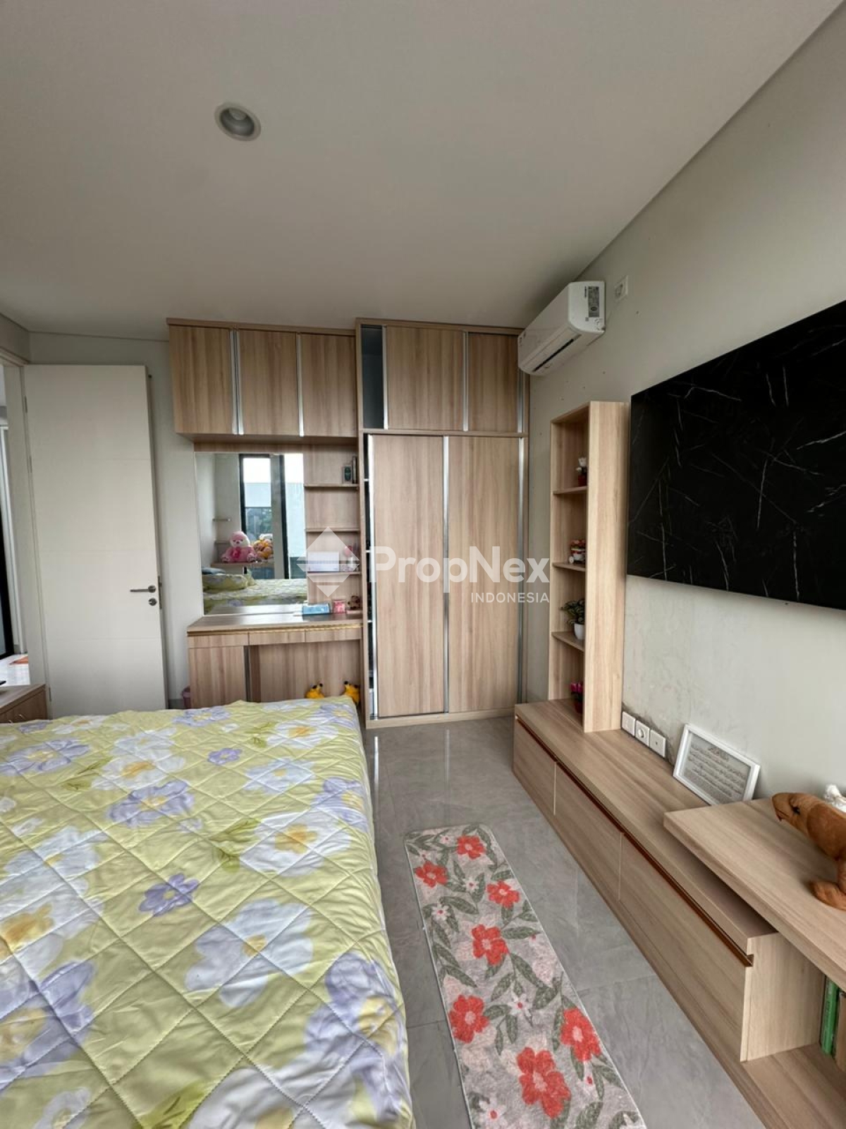 Rumah Citraland Pelican Hills Gress Fully Furnished — foto 12